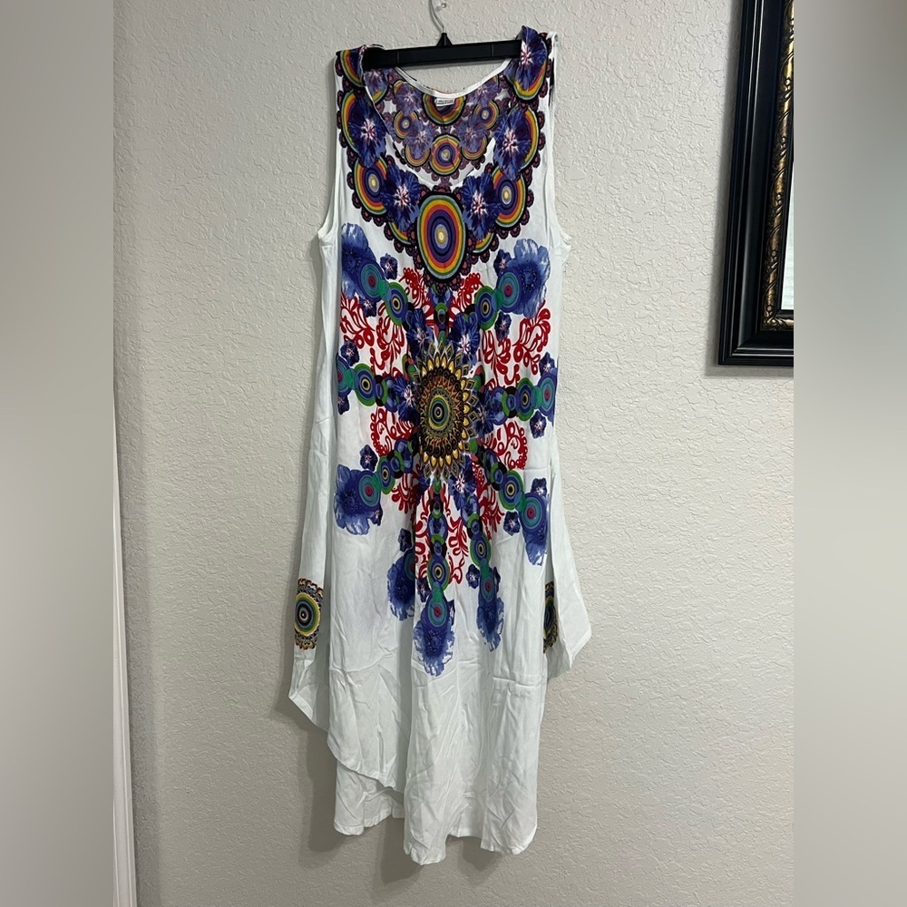 Colorful Mandala Print Women's Top
Caja 6